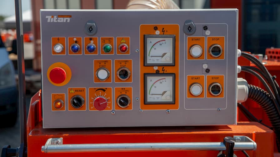 MR200 Double Arbor Multirip operator panel with separate controls for each arbor